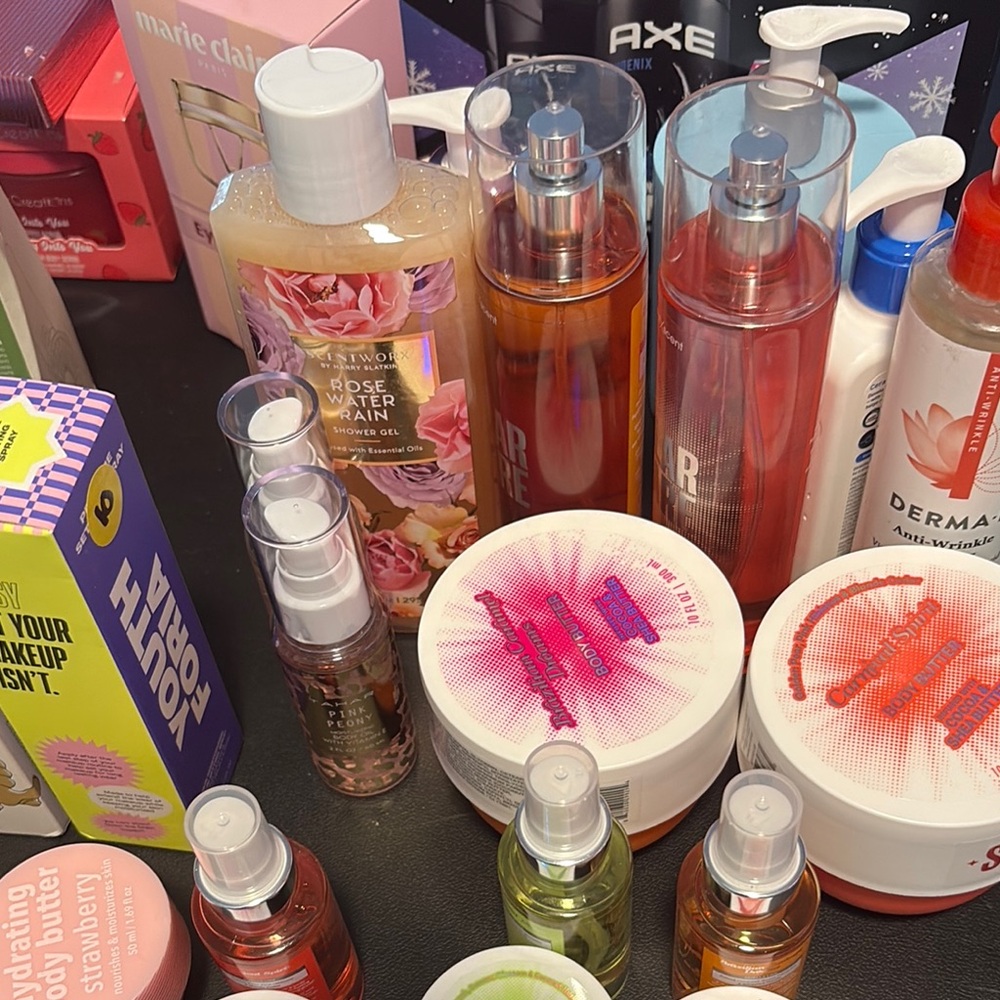 Miscellaneous beauty and cosmetic items!